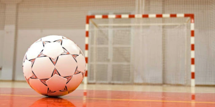 Game officials in Futsal vs Indoor Soccer
